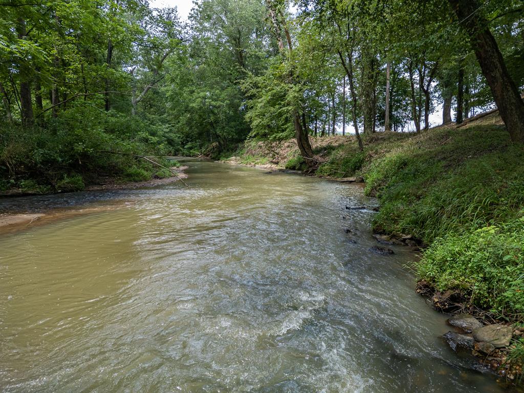 424744 Warne Residential