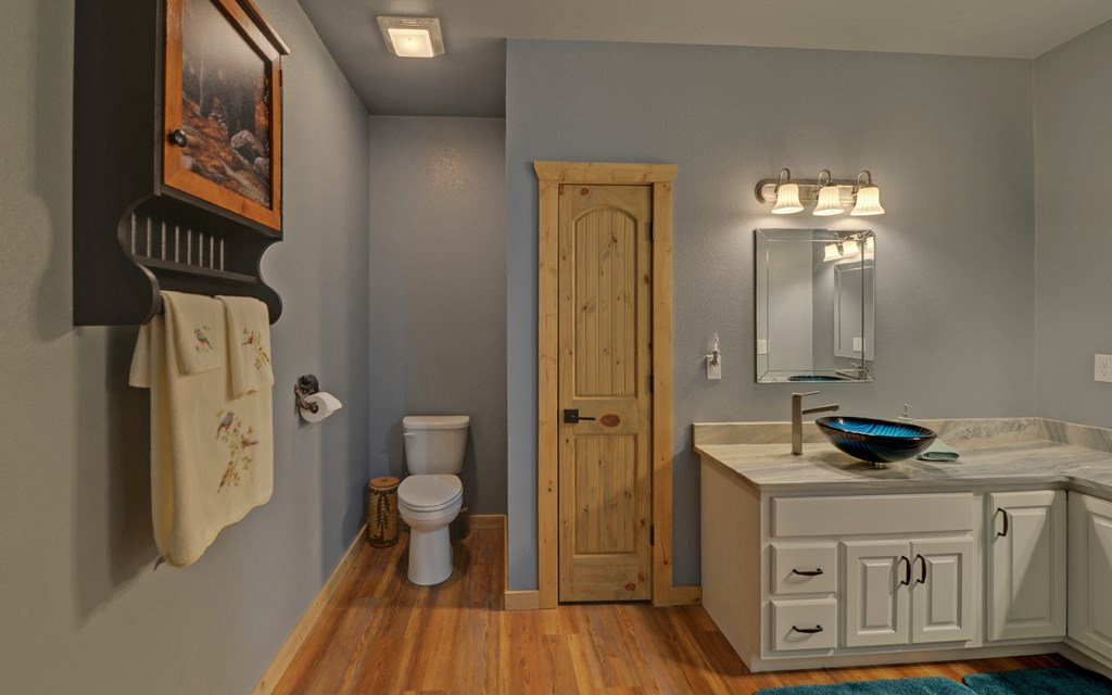 424745 Murphy Residential