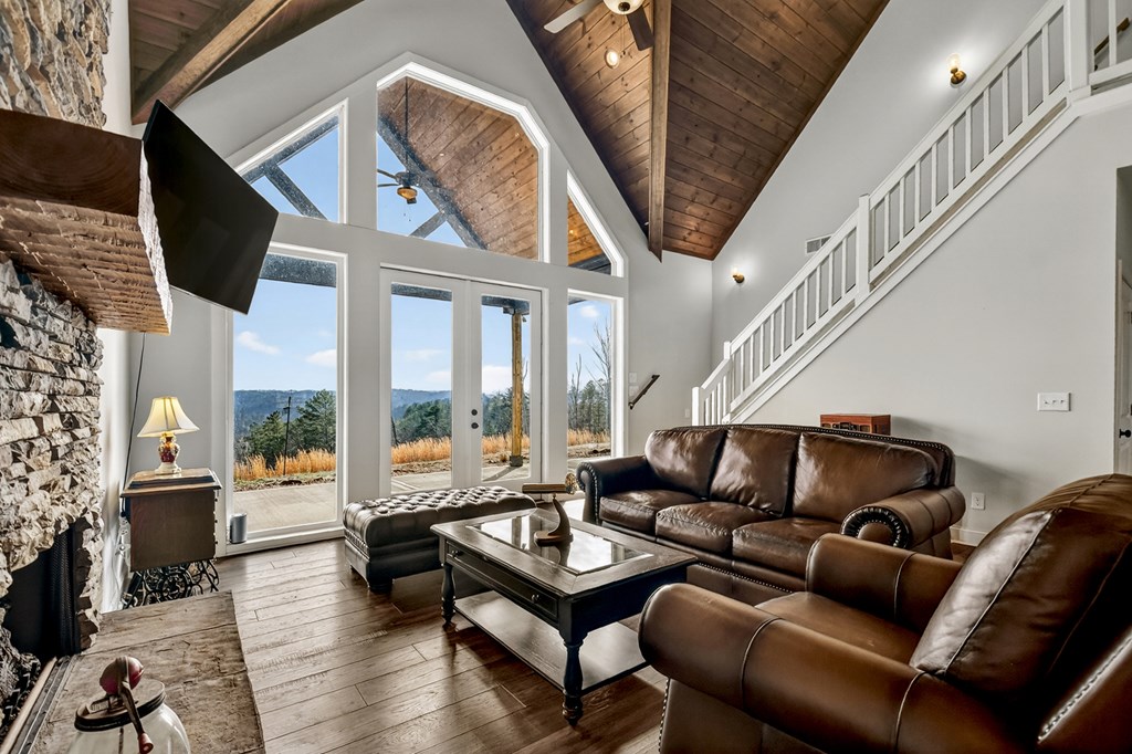 424747 Ellijay Residential