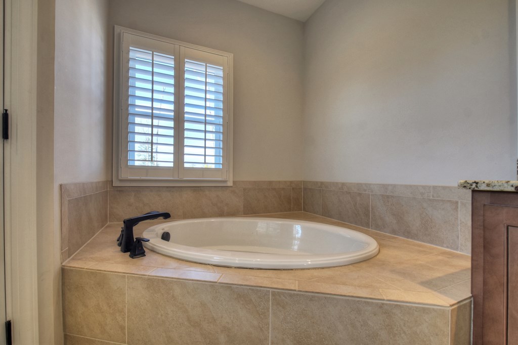 424747 Ellijay Residential