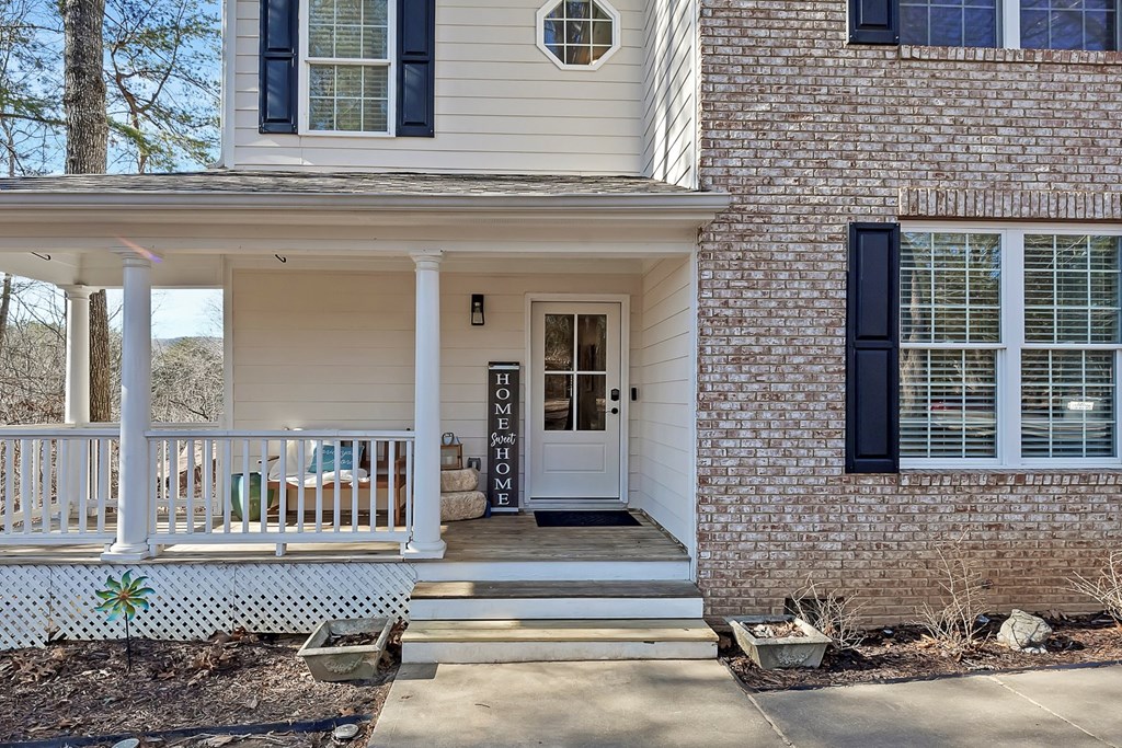 424748 Waleska Residential