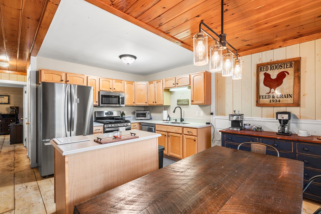 424750 Hiawassee Residential