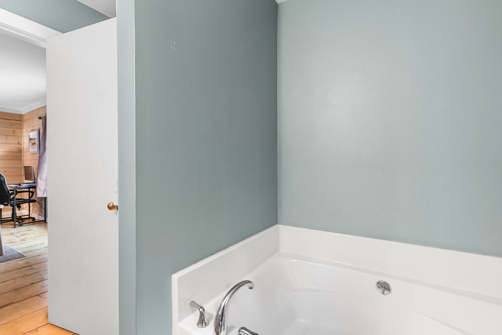 424750 Hiawassee Residential