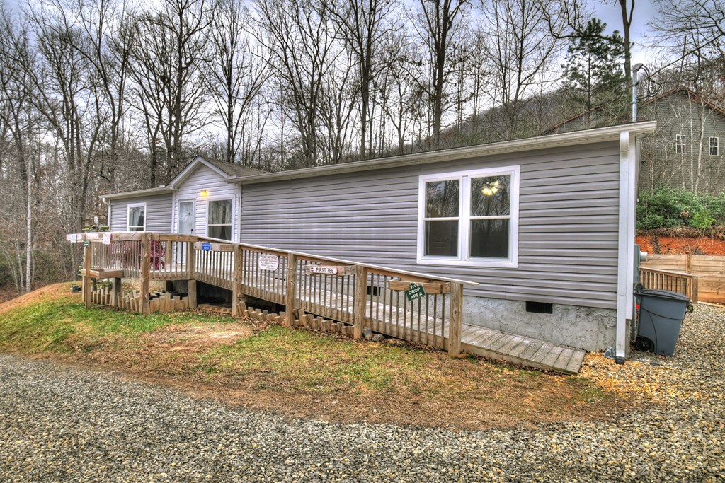 424757 Blairsville Residential