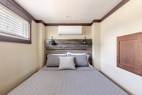 424765 Morganton Residential