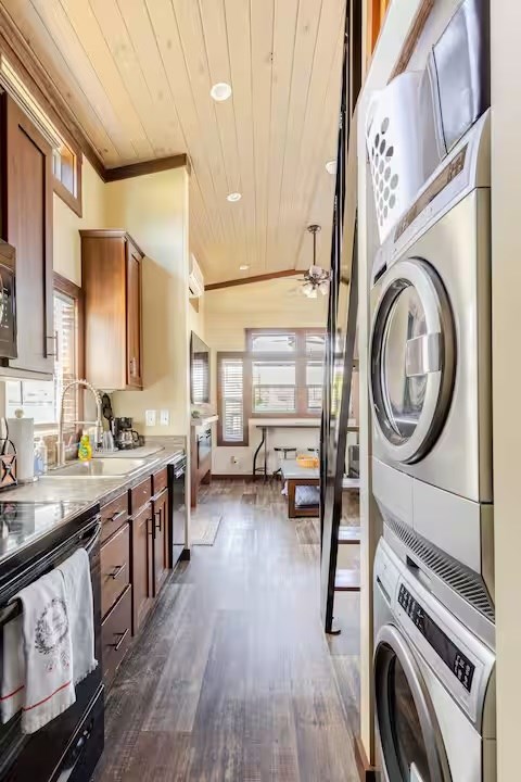 424765 Morganton Residential