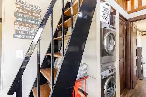 424765 Morganton Residential