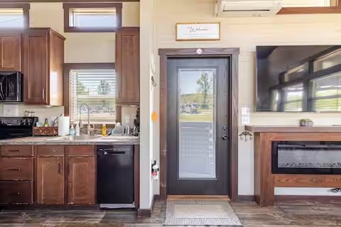 424765 Morganton Residential