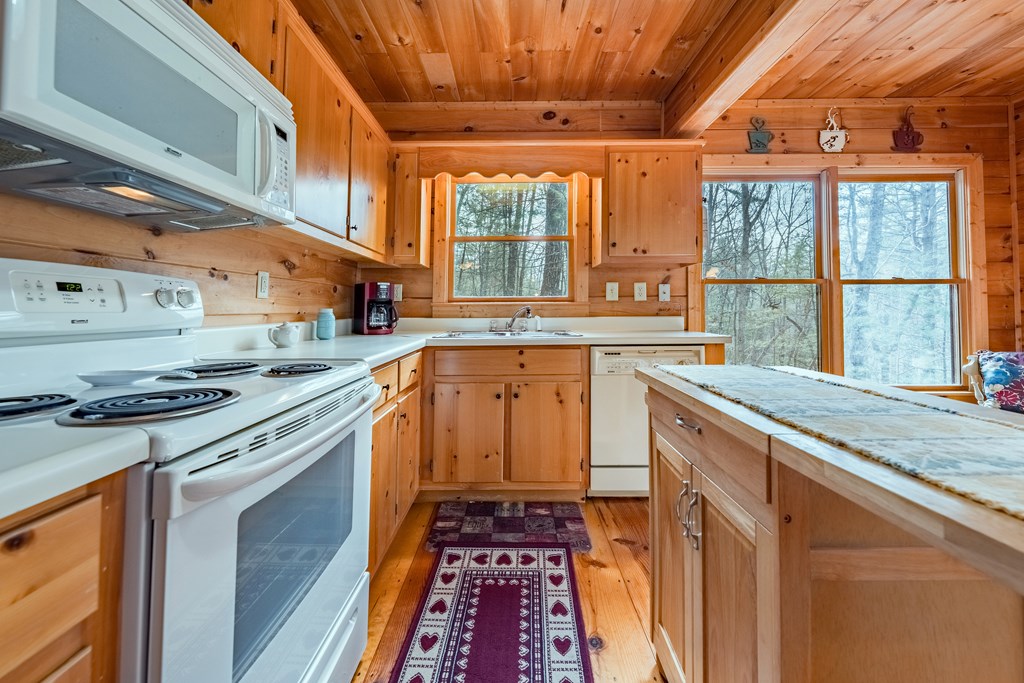 424766 Blue Ridge Residential