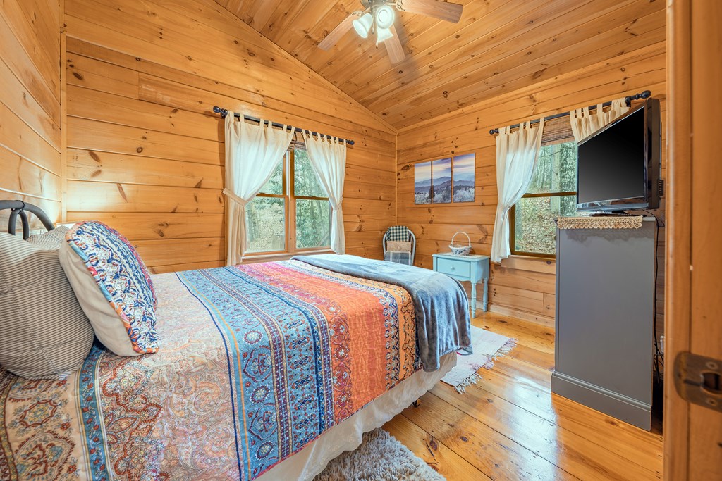 424766 Blue Ridge Residential