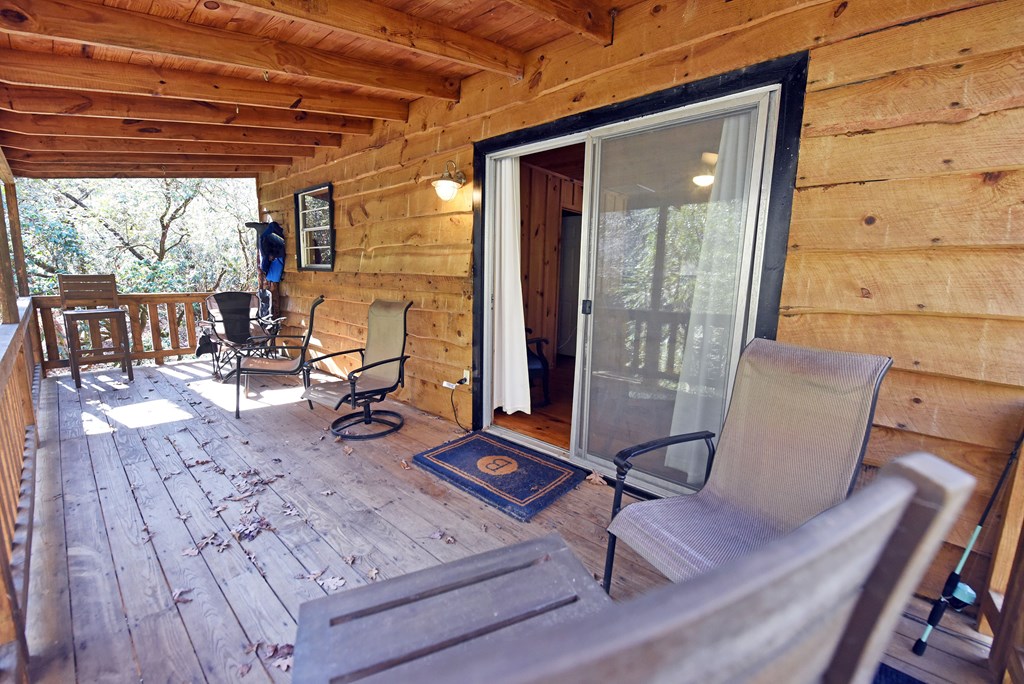 424767 Mineral Bluff Residential