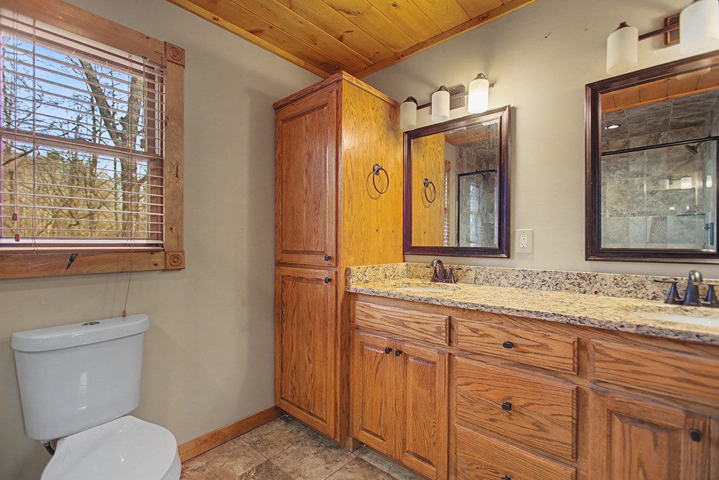 424770 Blue Ridge Residential