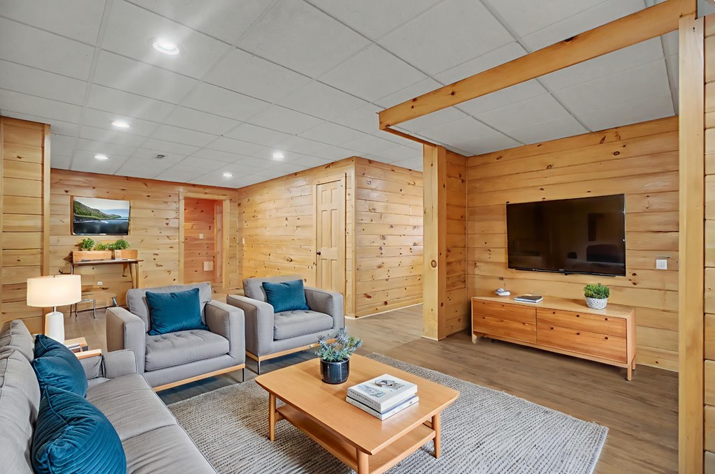 424770 Blue Ridge Residential