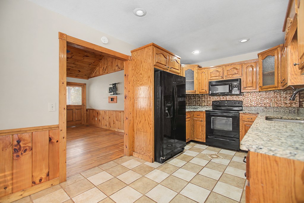 424770 Blue Ridge Residential