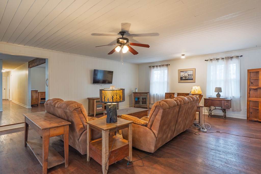 424773 Calhoun Residential