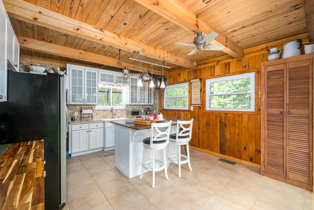 424775 Ellijay Residential