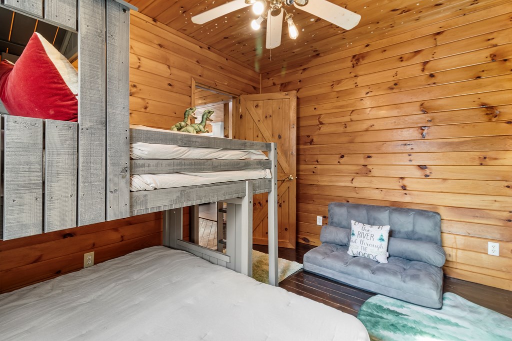 424780 Blue Ridge Residential