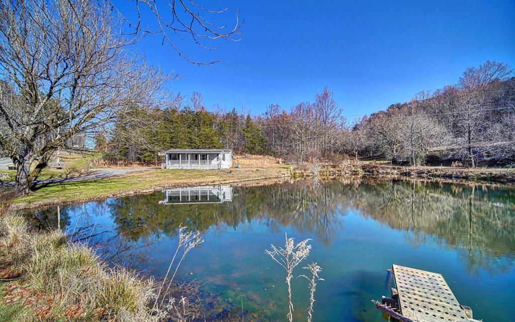 424781 Young Harris Residential