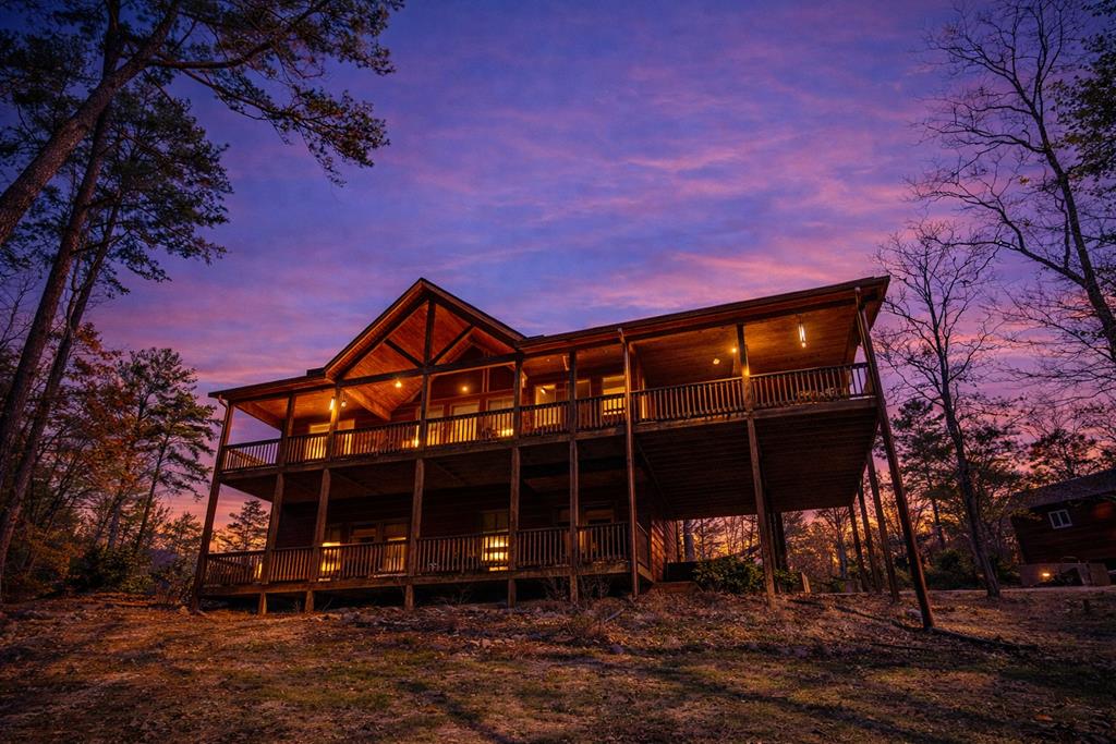 424785 Mineral Bluff Residential