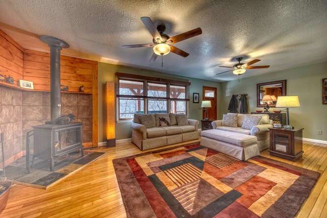 424824 Hayesville Residential