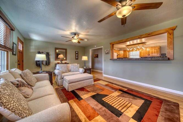 424824 Hayesville Residential