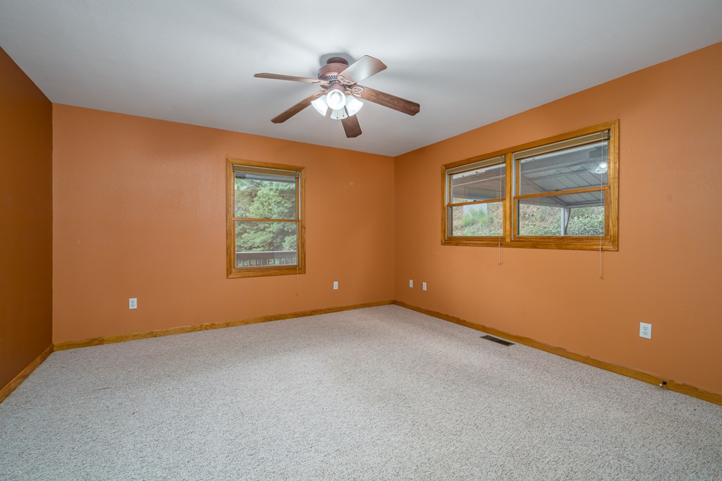 424832 Murphy Residential