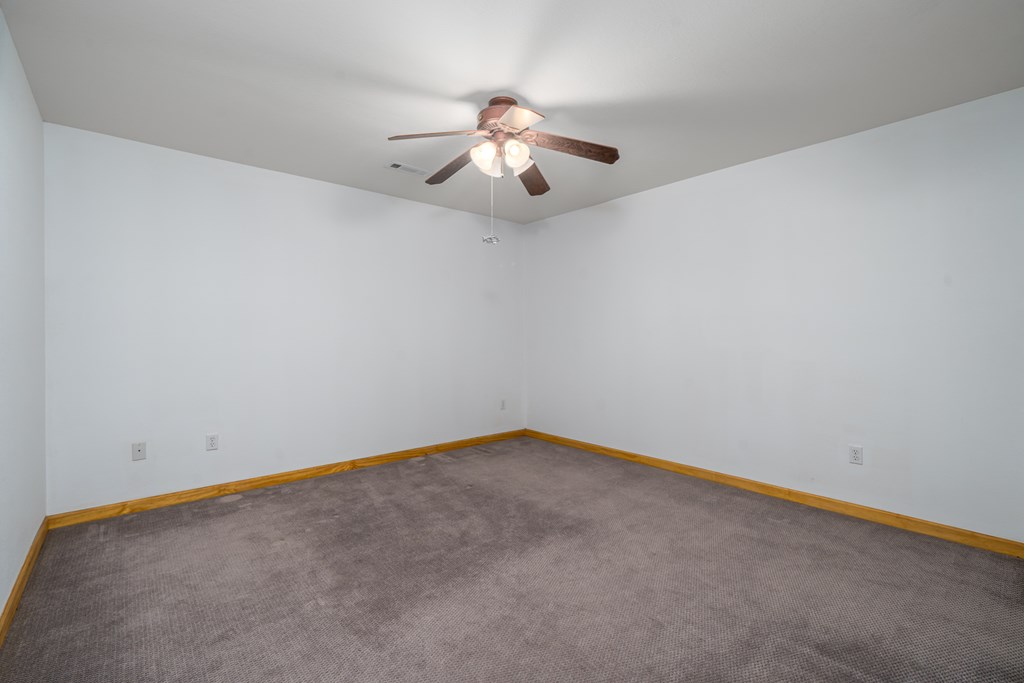 424832 Murphy Residential