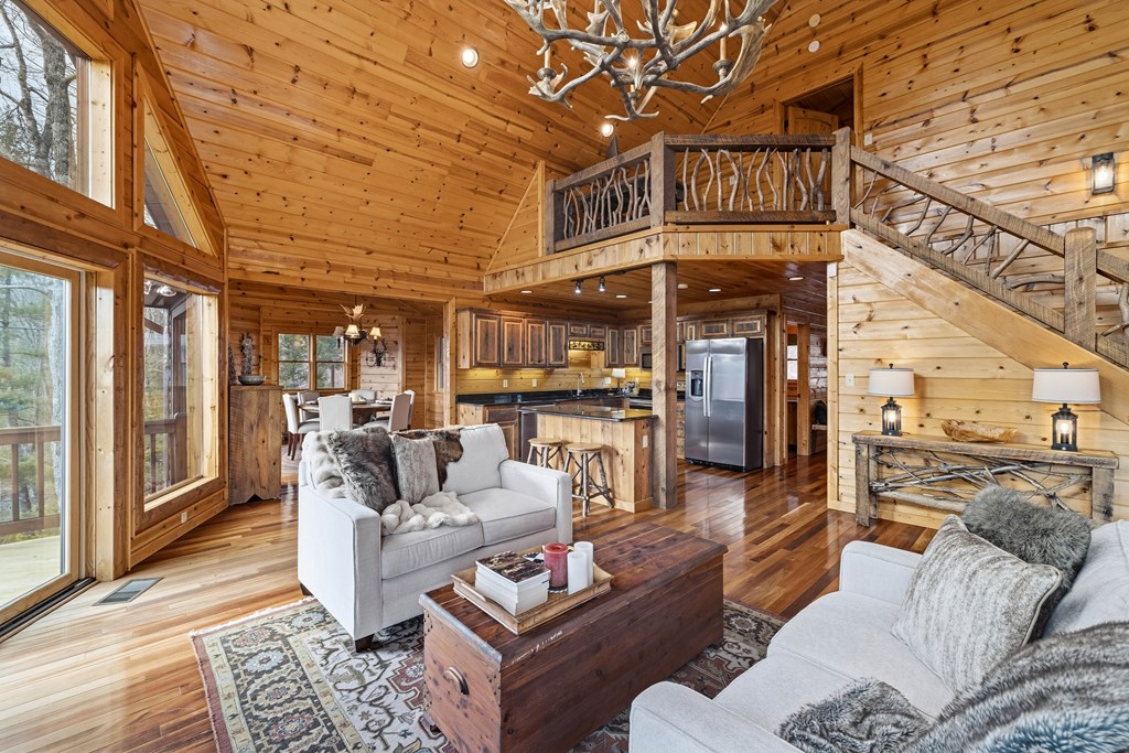 424833 Blue Ridge Residential