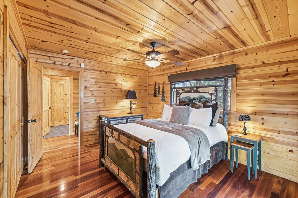 424833 Blue Ridge Residential