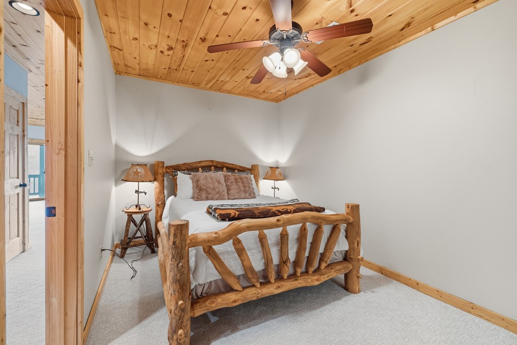 424833 Blue Ridge Residential