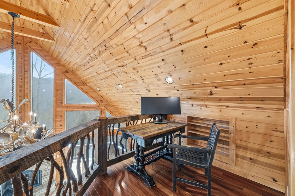 424833 Blue Ridge Residential