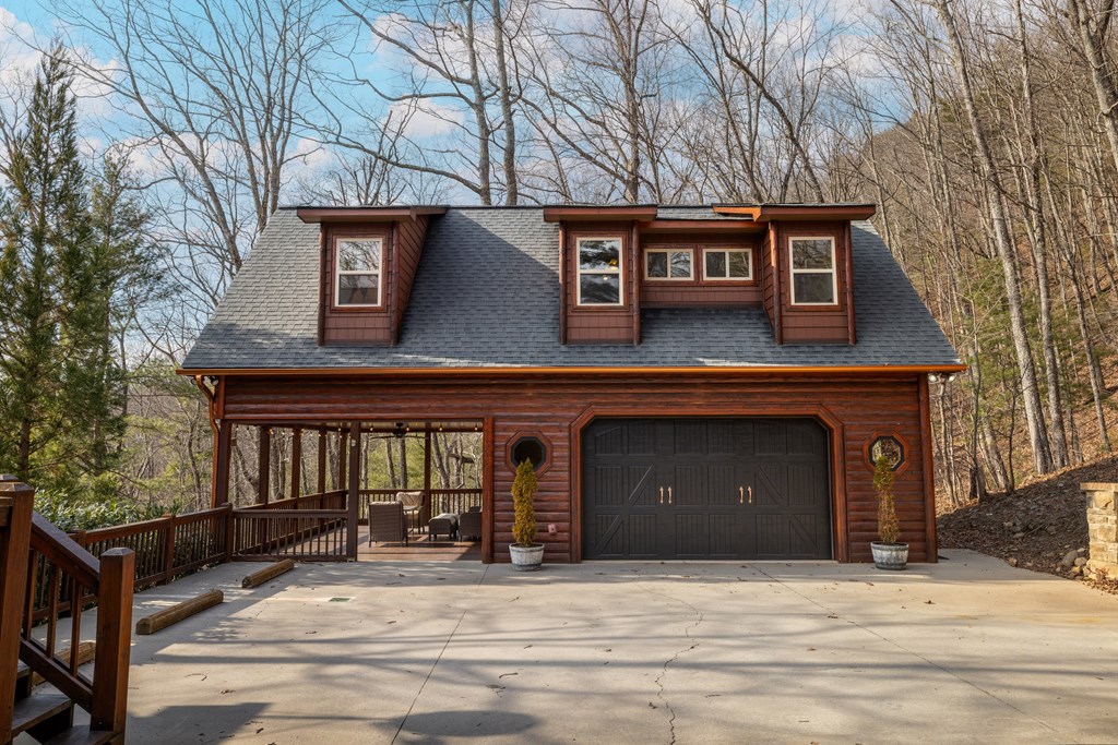 424833 Blue Ridge Residential