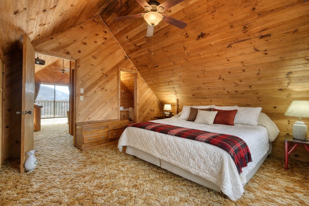 424836 Hayesville Residential