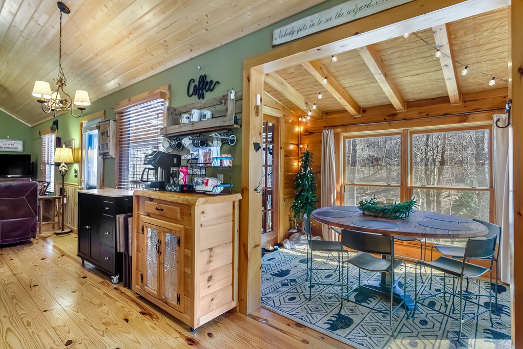 424837 Blue Ridge Residential