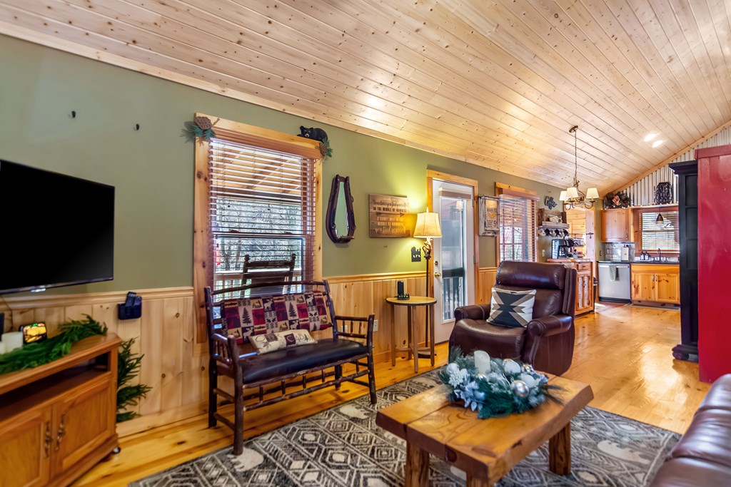 424837 Blue Ridge Residential