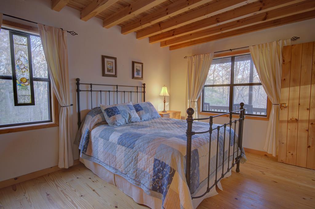 424841 Blairsville Residential