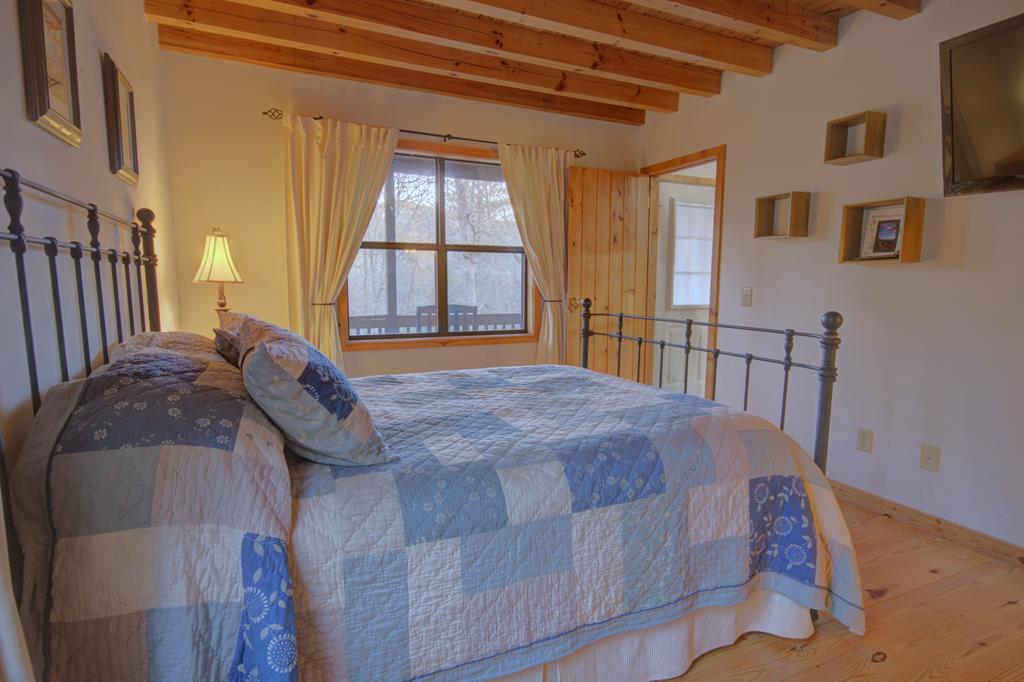 424841 Blairsville Residential