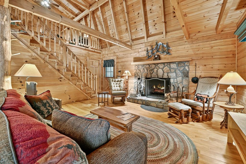 424842 Ellijay Residential