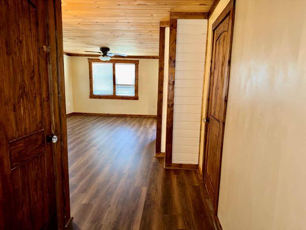 424846 Hayesville Residential