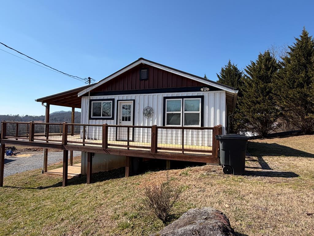 424846 Hayesville Residential