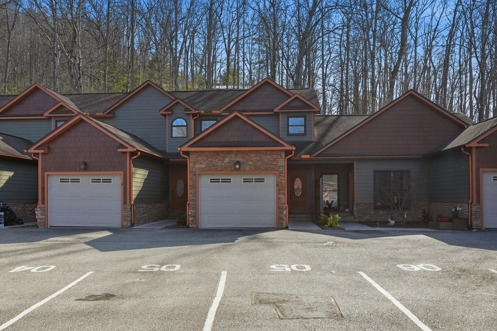 424850 Blairsville Townhouse
