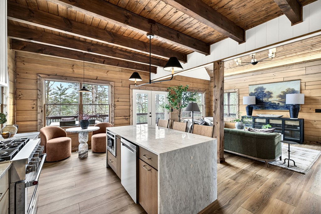 424853 Ellijay Residential