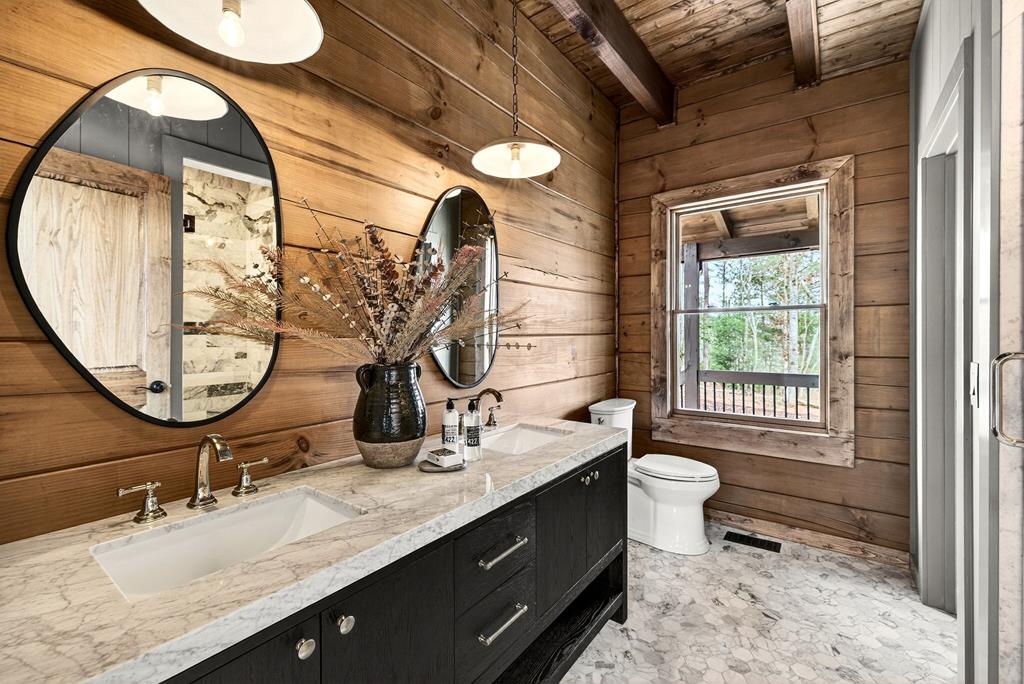 424853 Ellijay Residential