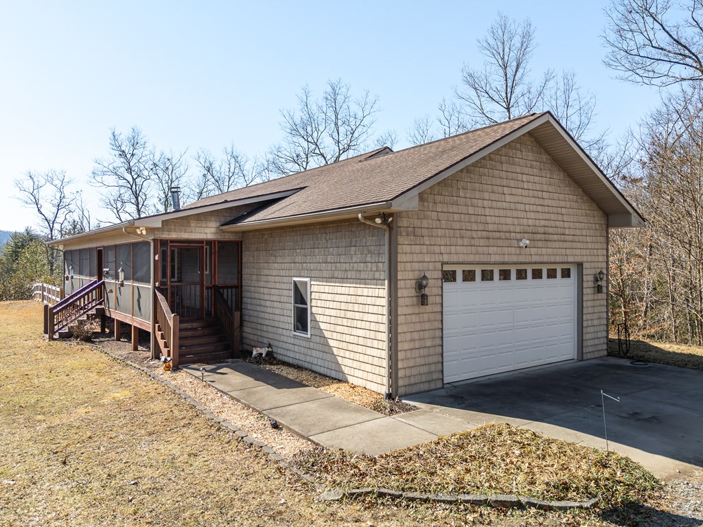 424860 Murphy Residential