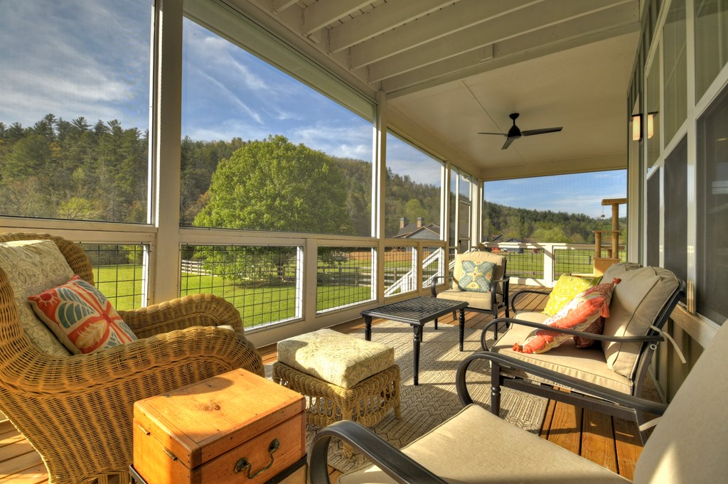 424861 Blue Ridge Residential