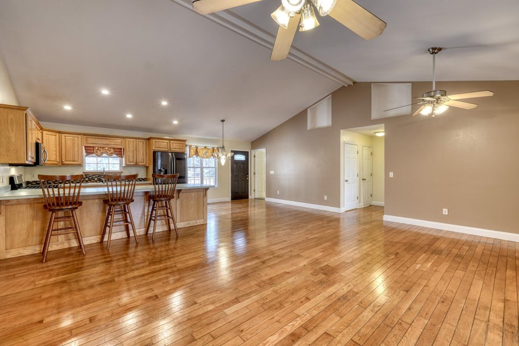 424866 Blairsville Residential