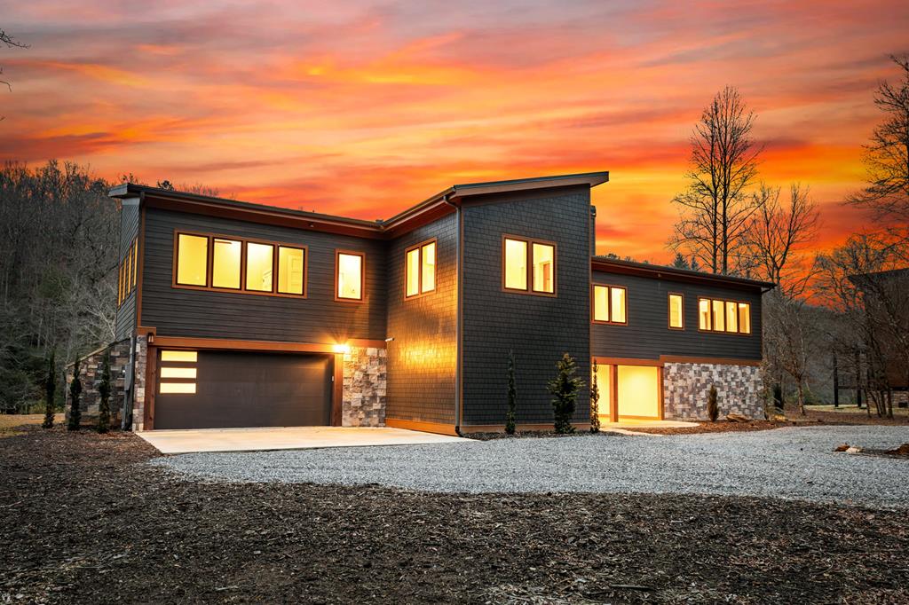 424867 Blue Ridge Residential