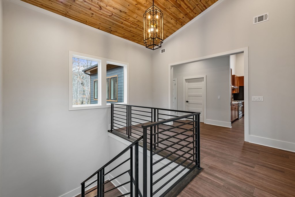 424867 Blue Ridge Residential