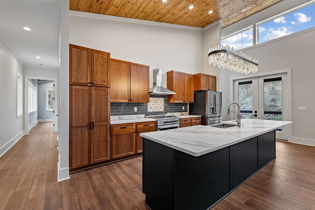 424867 Blue Ridge Residential