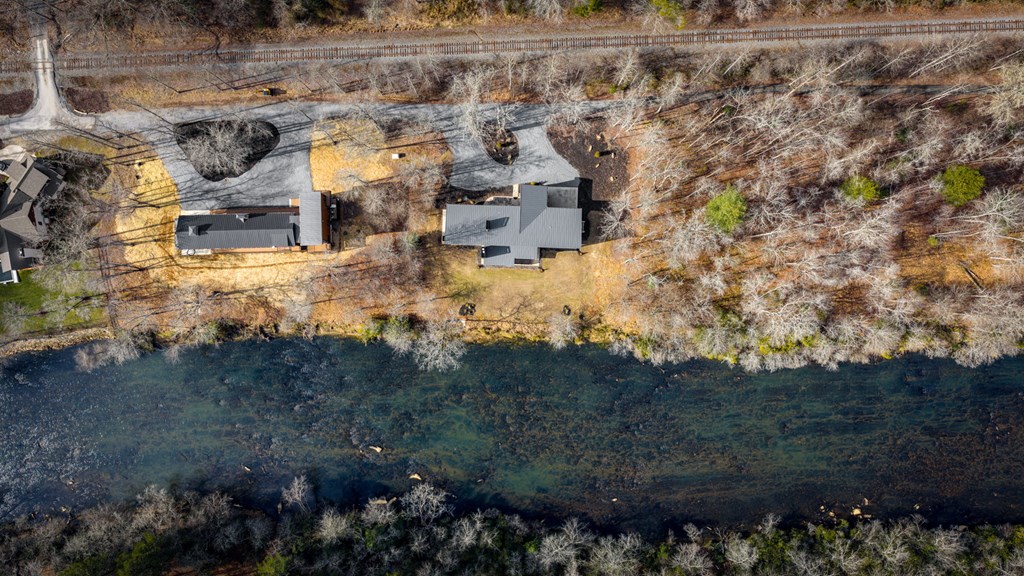 424867 Blue Ridge Residential